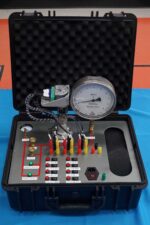 เครื่องทดสอบสวิตซ์แรงดันและเกจวัดแรงดันแบบพกพา(Density Switch and Pressure Gauge Tester Kit)